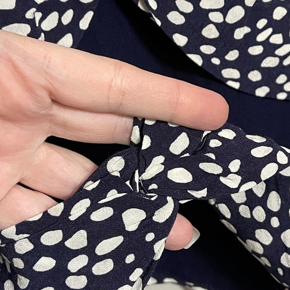 Privacy Please Siena Blue Polka Dotted Cropped Cut Out Top size Large - Picture 2 of 9